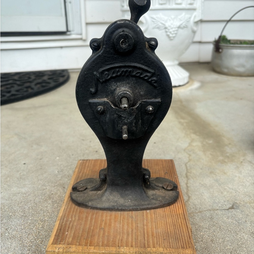 Neumade Antique Cinema Film Spool Crank Handle Rewinder Mounted For Display